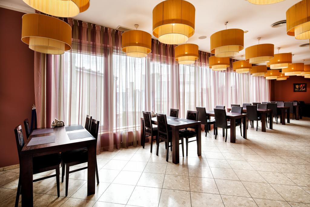 City Hotel Teater Riga Dış mekan fotoğraf