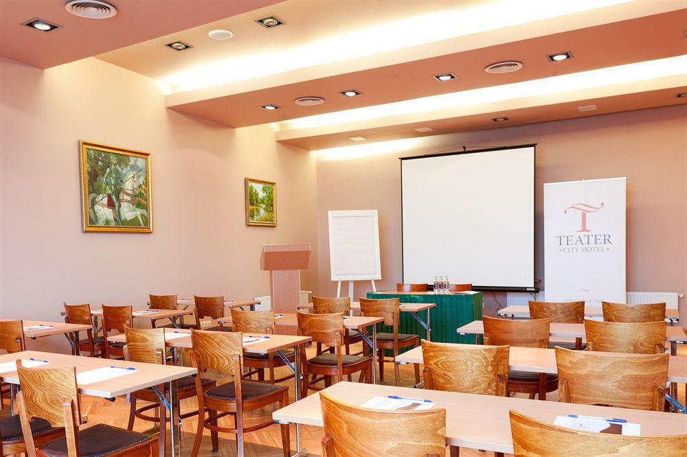 City Hotel Teater Riga Dış mekan fotoğraf